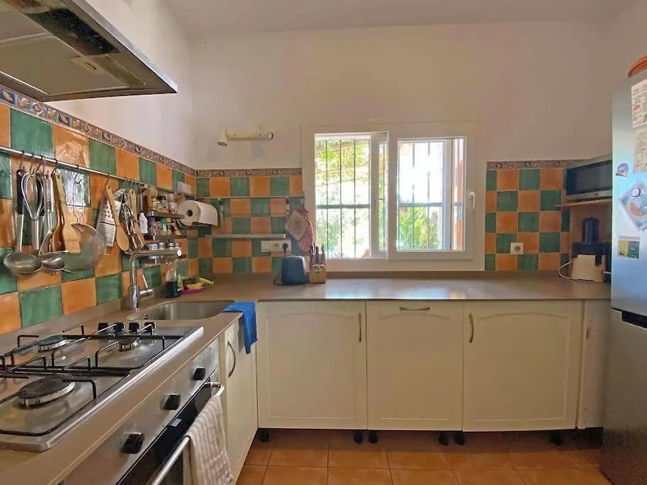 Holiday home Perro Andaluz Cottage With Flower Garden In Zahora Barbate