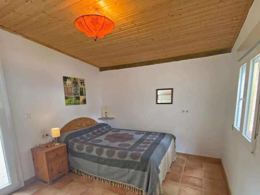 Nyaraló Perro Andaluz Cottage With Flower Garden In Zahora Barbate